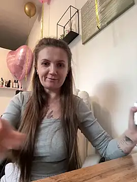 Snapshot of Amy__Leee_ chatting on March 16, 2026, 1:59 pm Amy Leee online show from March 16, 2026, 1:59 pm