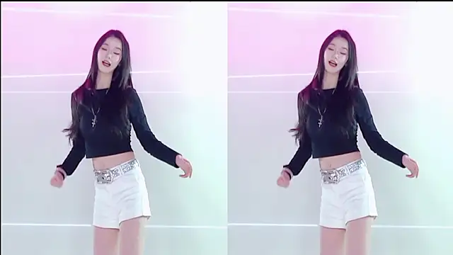 Snapshot of DX-002 chatting on November 23, 2025, 7:51 am DX-002 online show from November 23, 2025, 7:51 am