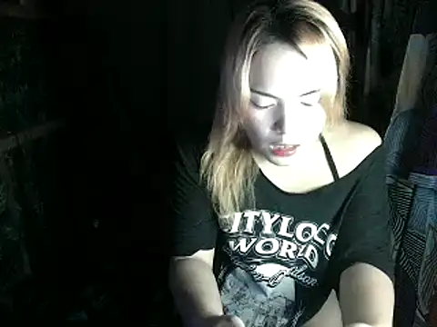 Snapshot of ur_babyjamella chatting on February 11, 2026, 1:33 pm ur babyjamella online show from February 11, 2026, 1:33 pm