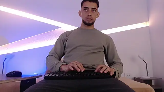 Snapshot of Daron_66 chatting on October 24, 2025, 1:54 pm Daron 66 online show from October 24, 2025, 1:54 pm