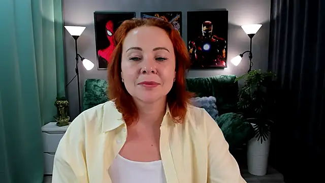 Snapshot of NataliKaminski chatting on November 17, 2025, 12:31 pm NataliKaminski online show from November 17, 2025, 12:31 pm