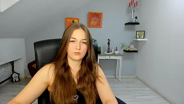 Snapshot of AnneWilsonn chatting on November 22, 2025, 10:03 am AnneWilsonn online show from November 22, 2025, 10:03 am