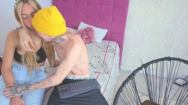 lily and wan online show from October 19, 2025, 8:28 am