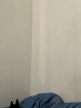 Snapshot of La-Gatiita-trans chatting on November 30, 2025, 3:29 am La-Gatiita-trans online show from November 30, 2025, 3:29 am