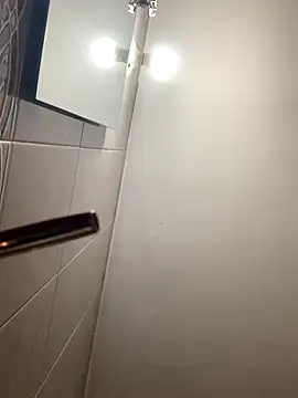 Snapshot of La-Gatiita-trans chatting on November 17, 2025, 11:09 pm La-Gatiita-trans online show from November 17, 2025, 11:09 pm