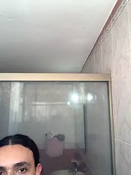 Snapshot of La-Gatiita-trans chatting on March 1, 2026, 4:07 pm La-Gatiita-trans online show from March 1, 2026, 4:07 pm