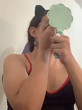 Snapshot of La-Gatiita-trans chatting on November 2, 2025, 12:10 pm La-Gatiita-trans online show from November 2, 2025, 12:10 pm