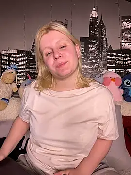 BonnyeBoom online show from February 28, 2026, 9:47 pm