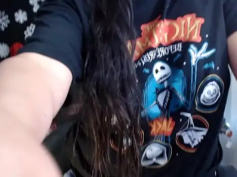 Lucyy Naugthy online show from November 26, 2025, 1:11 pm