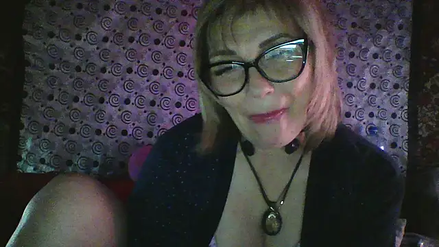 Lia Ray online show from December 4, 2025, 9:25 pm