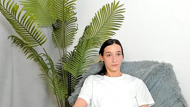 Snapshot of HayleySalahubdin chatting on October 14, 2025, 3:12 pm HayleySalahubdin online show from October 14, 2025, 3:12 pm