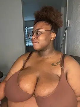 paradisewithangel online show from April 22, 2026, 6:14 pm