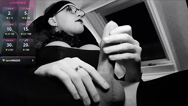 Snapshot of that_selfsuck_girl chatting on November 22, 2025, 1:48 am that selfsuck girl online show from November 22, 2025, 1:48 am