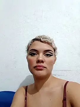 Estela nasx online show from April 17, 2026, 11:29 pm