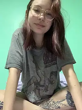 KittyK at online show from October 21, 2025, 6:18 pm