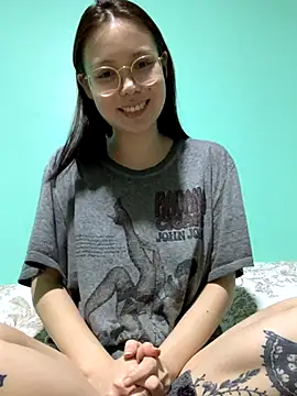 KittyK at online show from November 7, 2025, 2:38 am