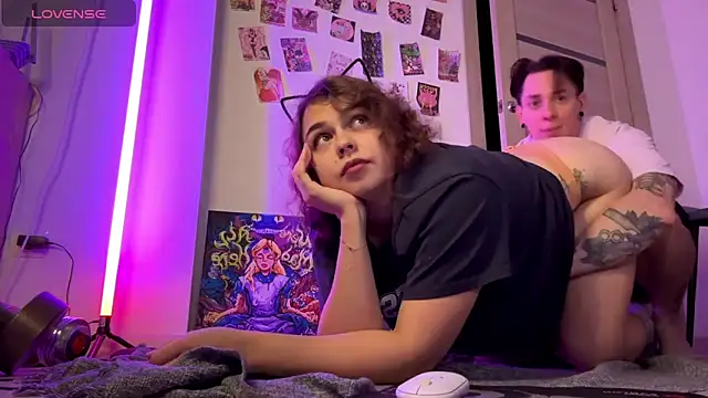 Snapshot of live_sexy chatting on November 2, 2025, 3:39 pm live sexy online show from November 2, 2025, 3:39 pm