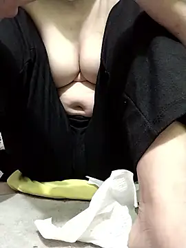 Snapshot of Amanda-_ena- chatting on January 15, 2026, 10:24 pm Amanda- ena- online show from January 15, 2026, 10:24 pm