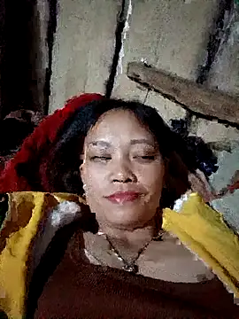 huhu-sexxy online show from October 24, 2025, 2:16 pm