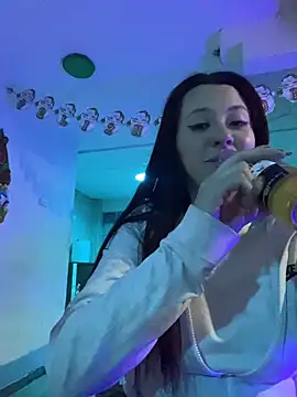 Zoe fire online show from December 20, 2025, 3:09 am