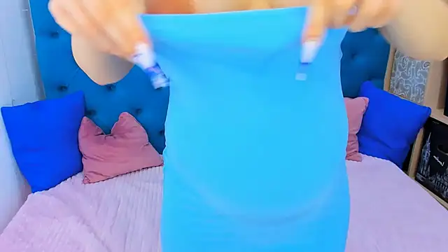 SpicyPreggo online show from November 30, 2025, 3:29 am