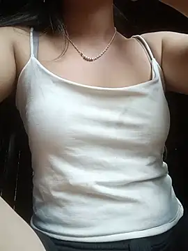 Lyssa-a online show from June 11, 2026, 4:20 am