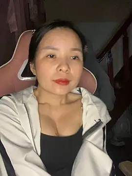 Listen-ly online show from November 29, 2025, 3:56 pm