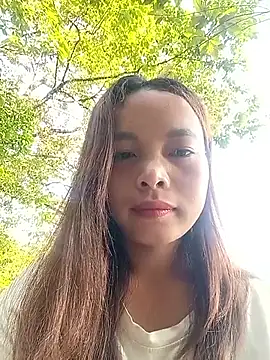 Nguyet2k4 online show from May 15, 2026, 10:52 pm