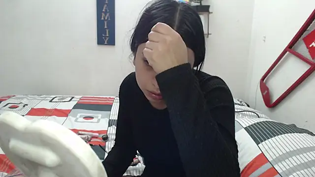 Lya Hall  online show from February 19, 2026, 8:28 pm