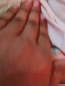 Snapshot of svk_05 chatting on November 22, 2025, 6:56 am svk 05 online show from November 22, 2025, 6:56 am