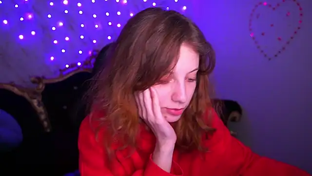 CuteeFoxy online show from February 16, 2026, 2:48 pm