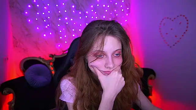 CuteeFoxy online show from February 26, 2026, 2:28 pm