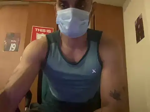 Snapshot of Thenattyguy chatting on October 14, 2025, 9:58 pm Thenattyguy online show from October 14, 2025, 9:58 pm