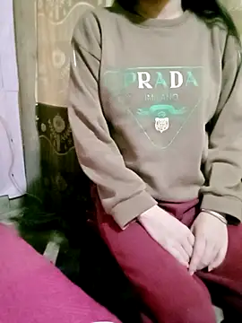 Zulylady online show from November 7, 2025, 2:38 am