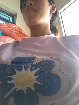 Snapshot of chipuca chatting on October 18, 2025, 2:02 am chipuca online show from October 18, 2025, 2:02 am