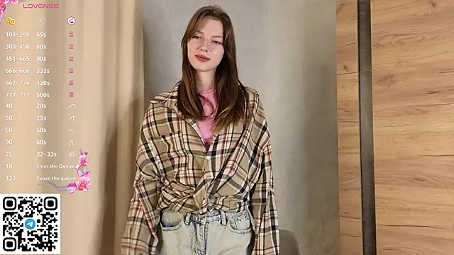 Erosyne online show from November 25, 2025, 5:13 pm