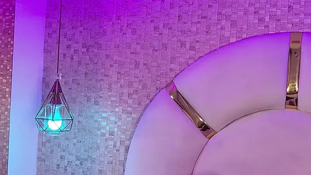 emmy rose25 online show from February 5, 2026, 11:50 am