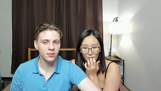 Blossomandbee online show from February 12, 2026, 8:08 pm