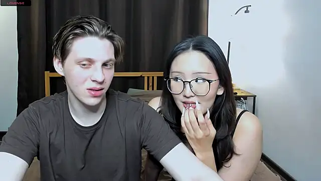 Blossomandbee online show from January 9, 2026, 12:28 am