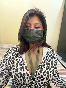 Snapshot of payal_mittal chatting on May 1, 2026, 5:51 pm payal mittal online show from May 1, 2026, 5:51 pm