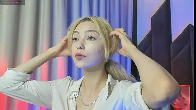 Snapshot of AlysiaSun_ chatting on June 17, 2026, 1:10 pm AlysiaSun online show from June 17, 2026, 1:10 pm
