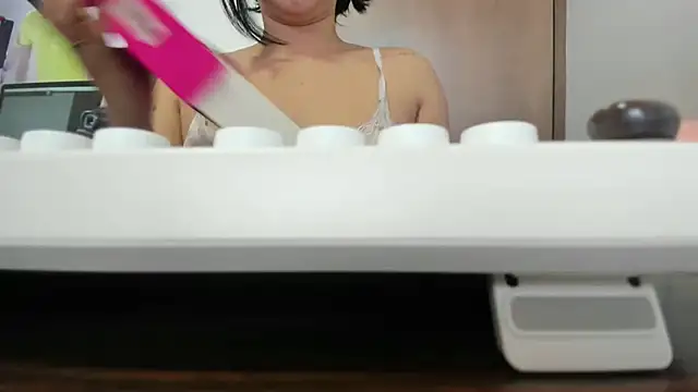  Emily vixen online show from October 24, 2025, 11:20 am