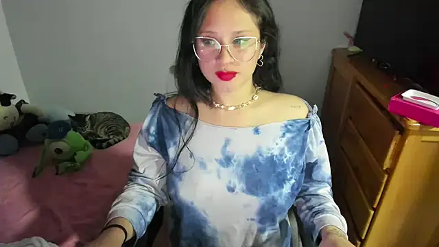 Snapshot of _Emily_vixen chatting on October 18, 2025, 6:59 am Emily vixen online show from October 18, 2025, 6:59 am