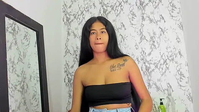 Snapshot of kataleyaAlenan chatting on November 22, 2025, 2:05 pm kataleyaAlenan online show from November 22, 2025, 2:05 pm