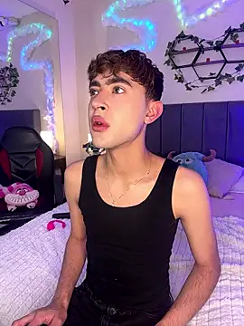 JustinCastiblanco online show from January 7, 2026, 11:15 am