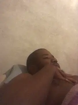 collennny12 online show from October 18, 2025, 7:27 pm