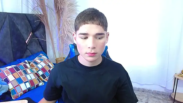 Mattass18 online show from November 11, 2025, 1:28 pm