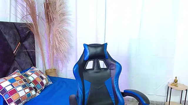 Mattass18 online show from November 10, 2025, 1:27 pm