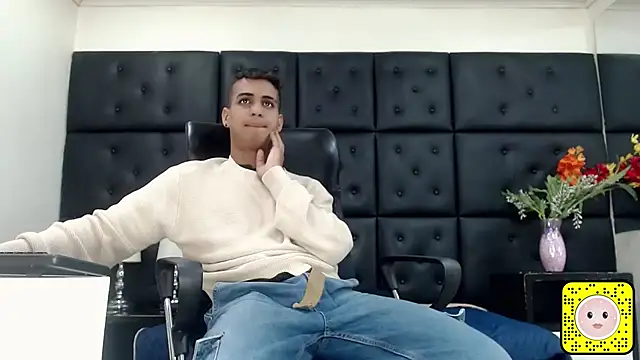 MarkoStorck online show from October 20, 2025, 6:52 pm