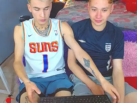 Latin boysxxxx online show from November 15, 2025, 11:31 pm